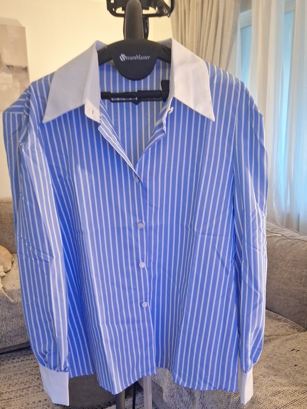 Source Unknown Blue and White Striped Button-Down Shirt with White Collar